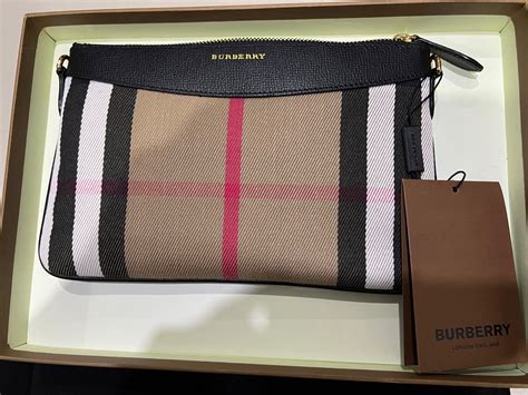 burberry peyton crossbody bag black
